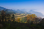 重重山里有田园