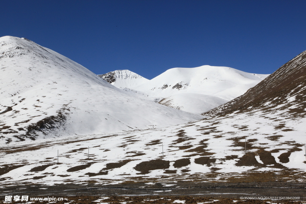 雪山积雪