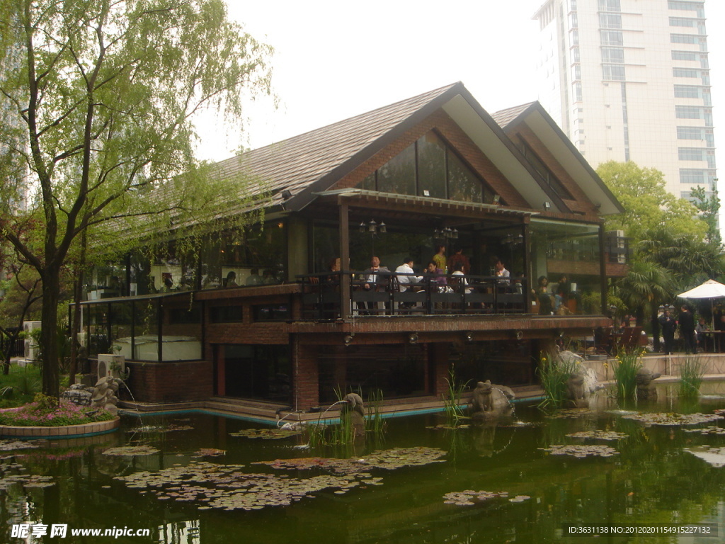 上海静安寺公园照片