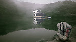 湖面上小屋