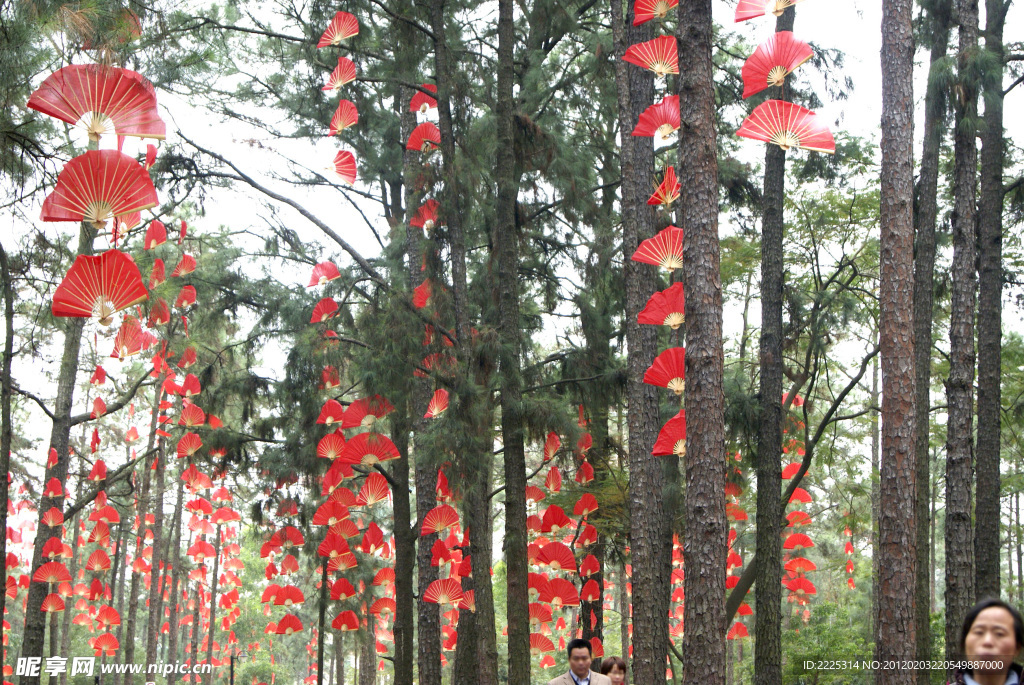 春节气氛 红伞