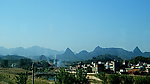 山下 小镇