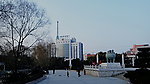 广场 霜晨