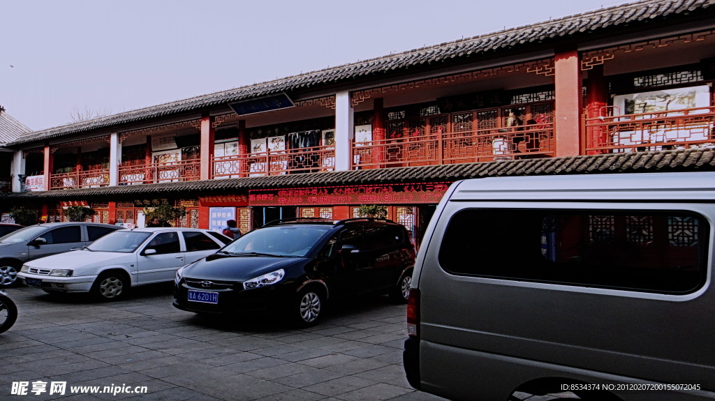 我们的阁楼