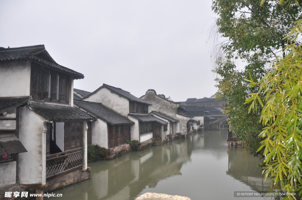 枕水江南 浓情乌镇