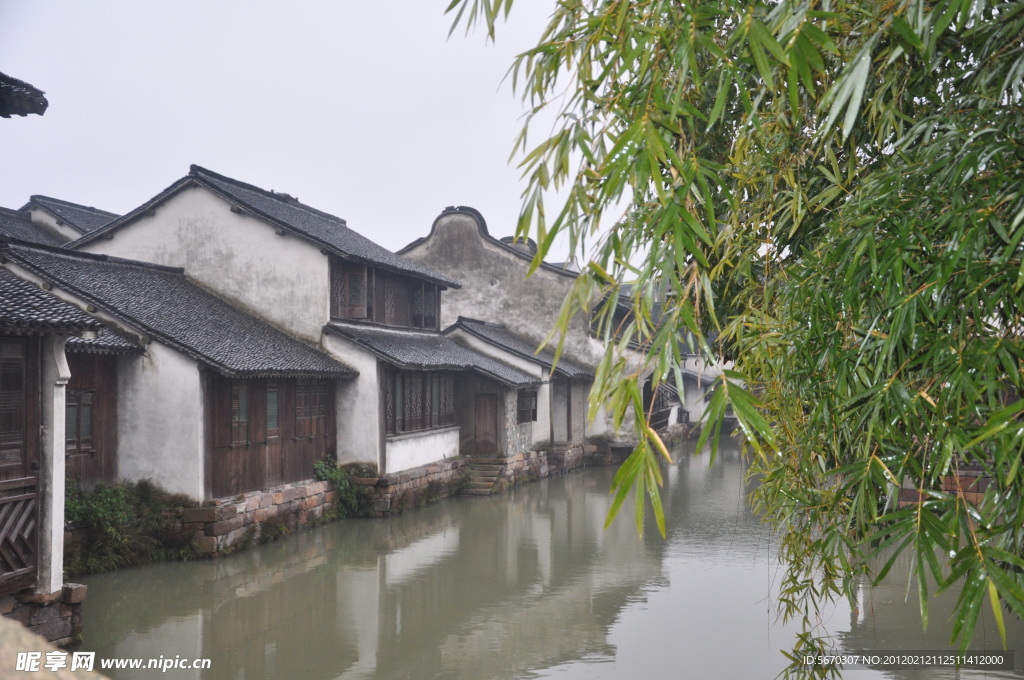 枕水江南 浓情乌镇