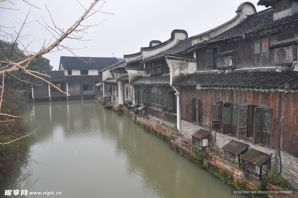 枕水江南 浓情乌镇