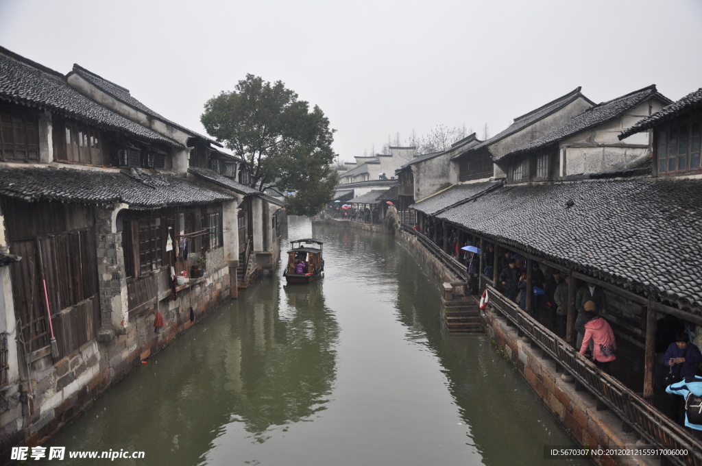 枕水江南 浓情乌镇