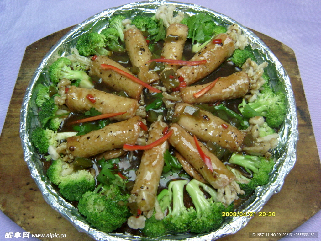 铁板金菇卷