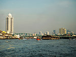 湄南河两岸风景
