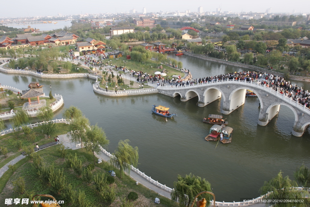 清明上河园