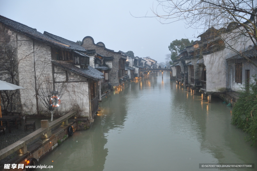 枕水江南 浓情乌镇