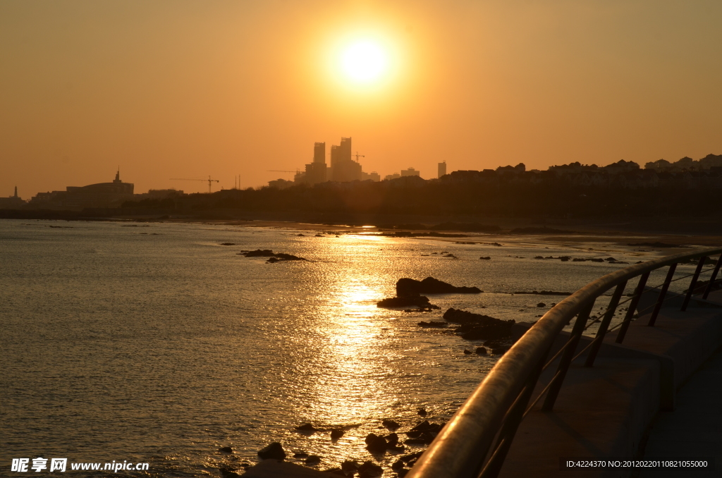 夕阳海景