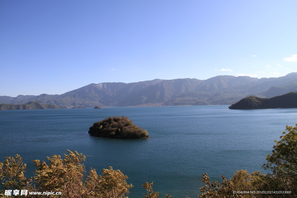 湖心岛