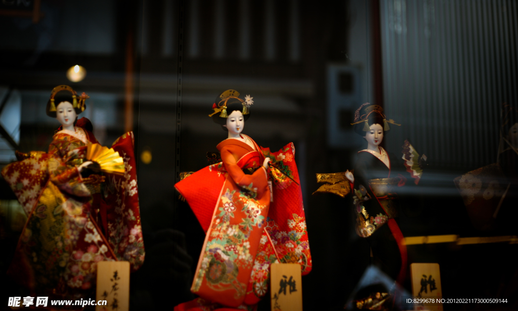 日本玩偶