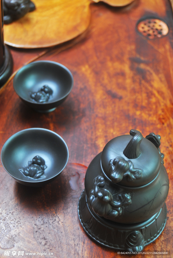葫芦瓜迎春蛙茶具