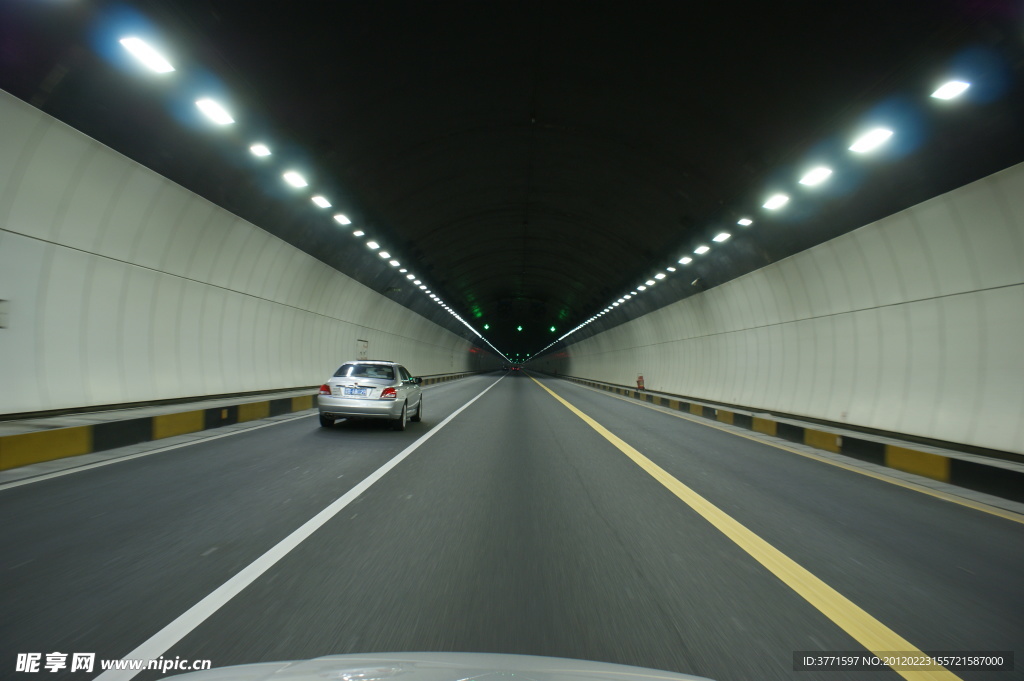 高速公路LED隧道灯斯派克光电