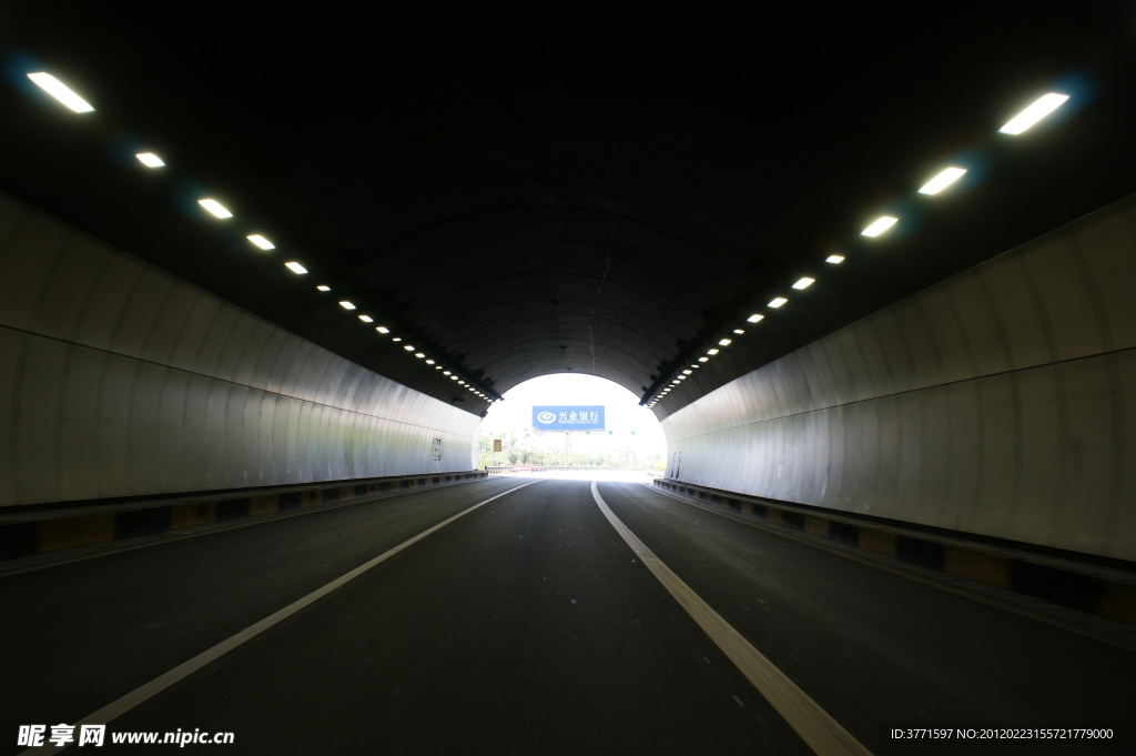 高速公路LED隧道灯斯派克光电