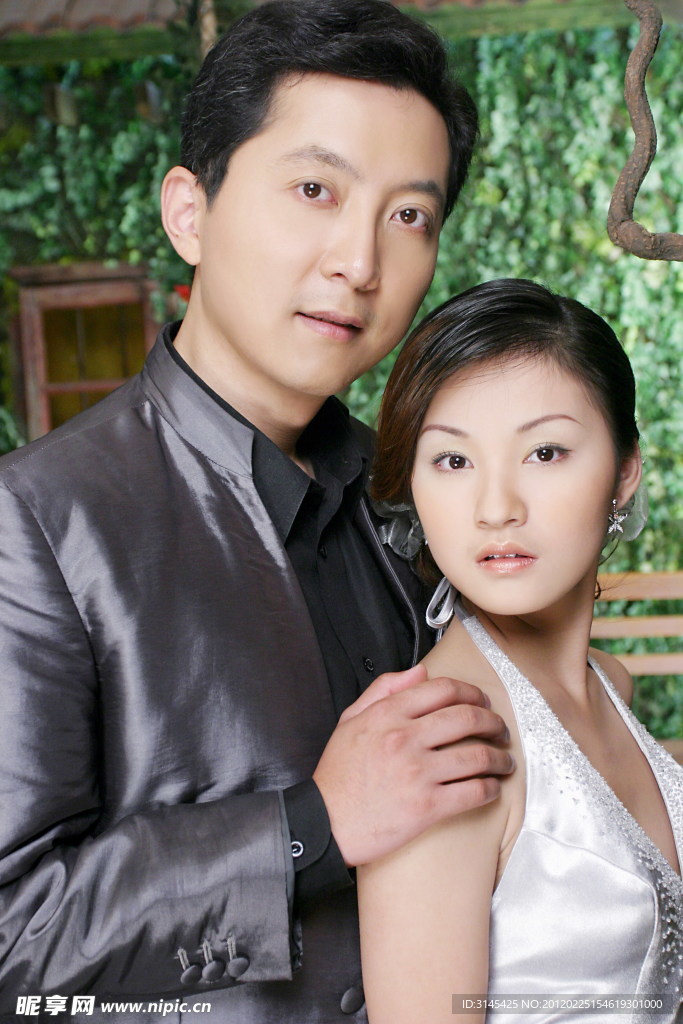 亮丽婚纱