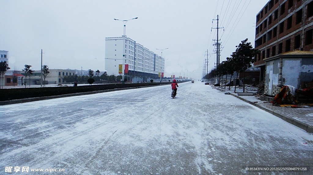 靓女出街