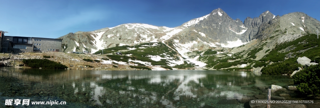 美丽湖泊山水风光