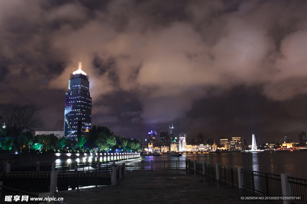 建筑夜景