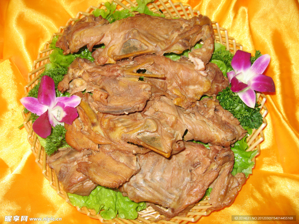 茶皇熏鸡架