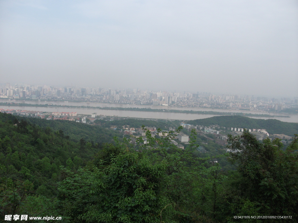 岳麓山
