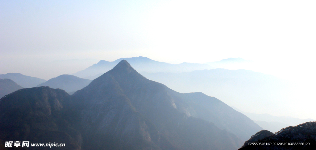 大别山云雾