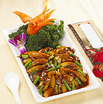 五花肉炒比管