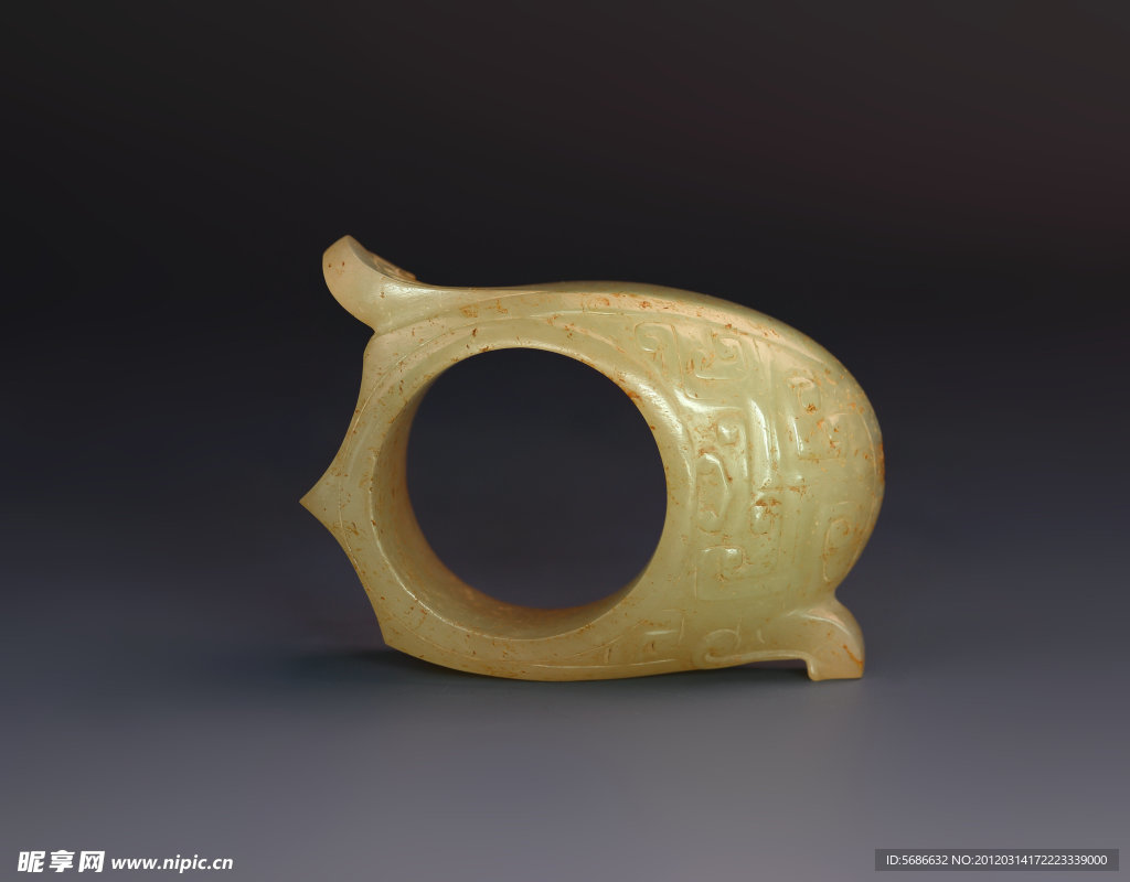 玉器 撒金沁鸡心佩