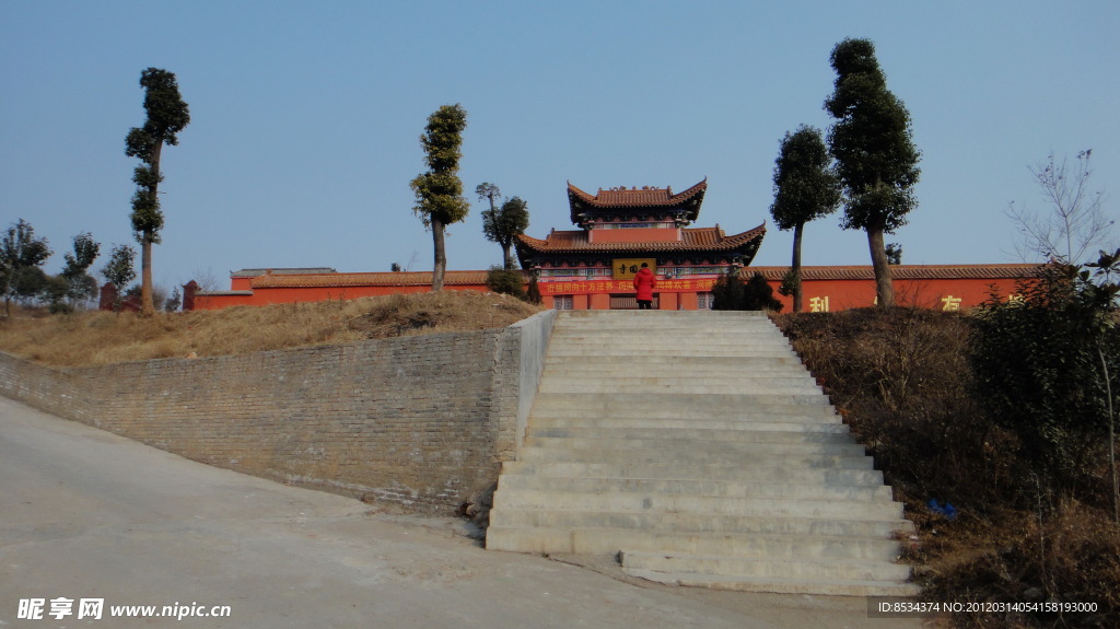 庄严 古刹