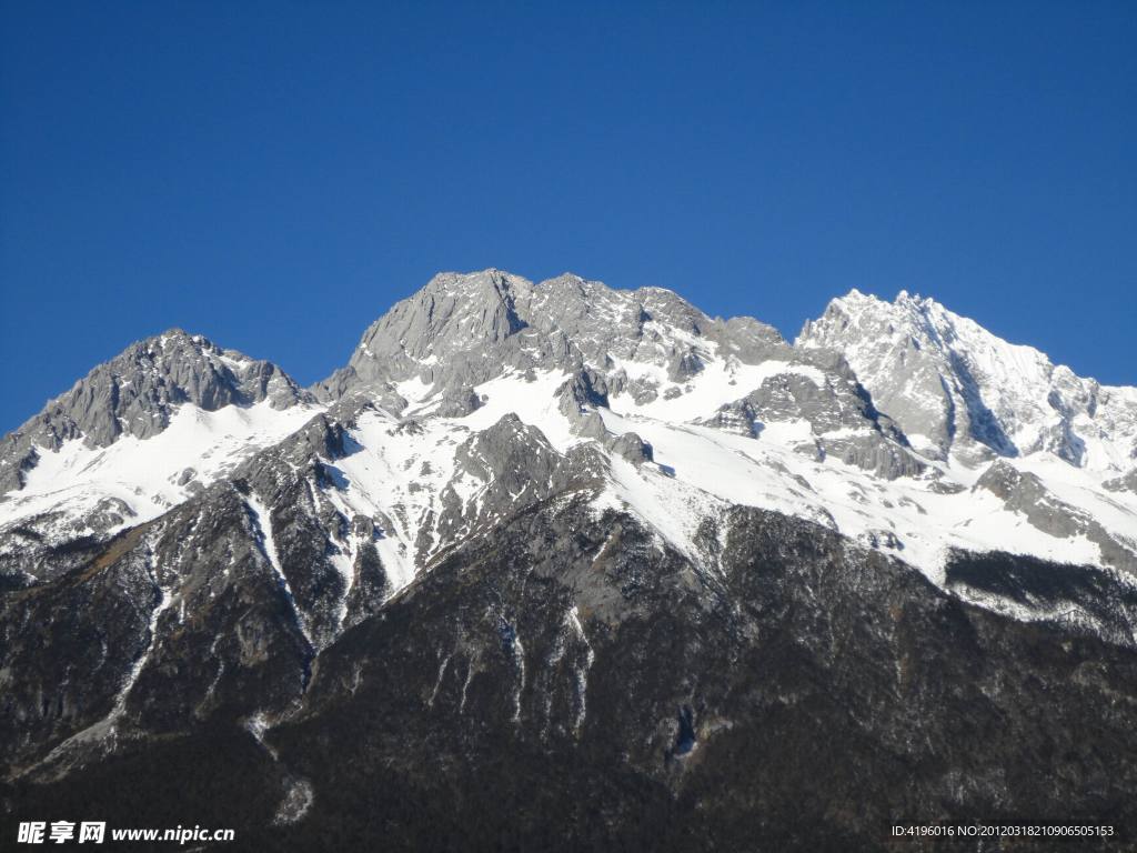 雪山