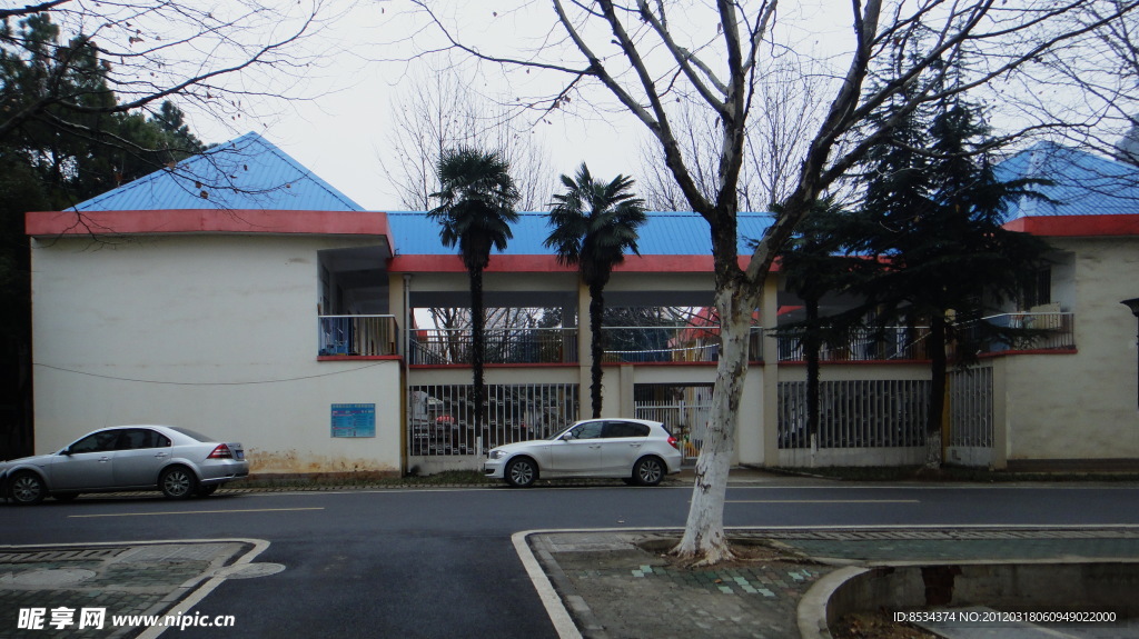 地大是少儿学校