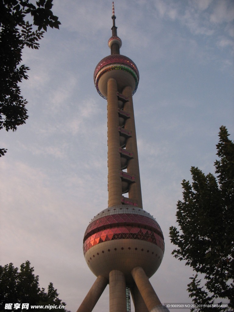 东方明珠