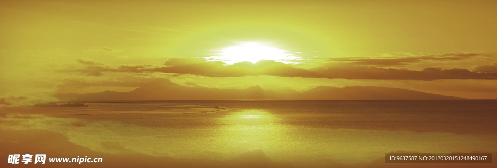 海上日出