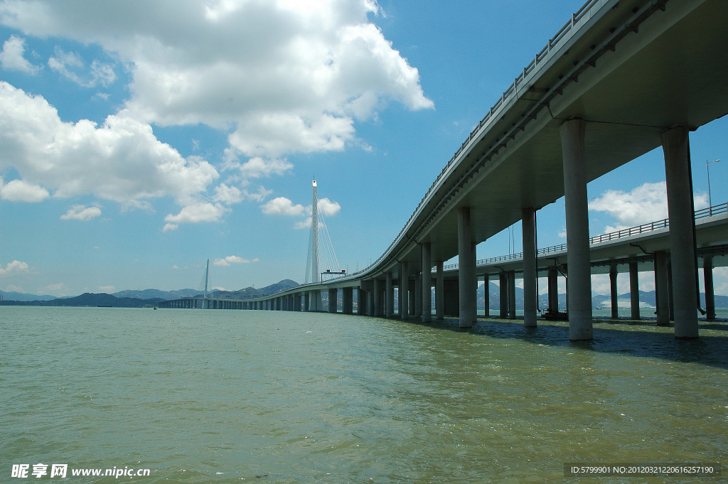 深圳西部通道跨海大桥