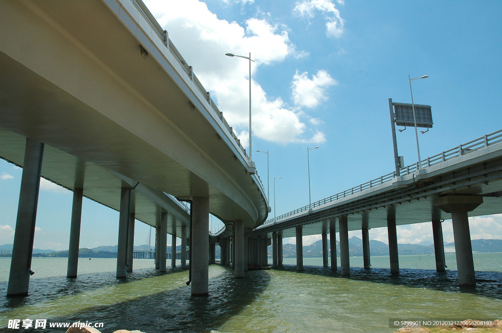 深圳西部通道跨海大桥