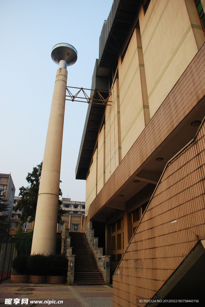 湖南大学体育馆
