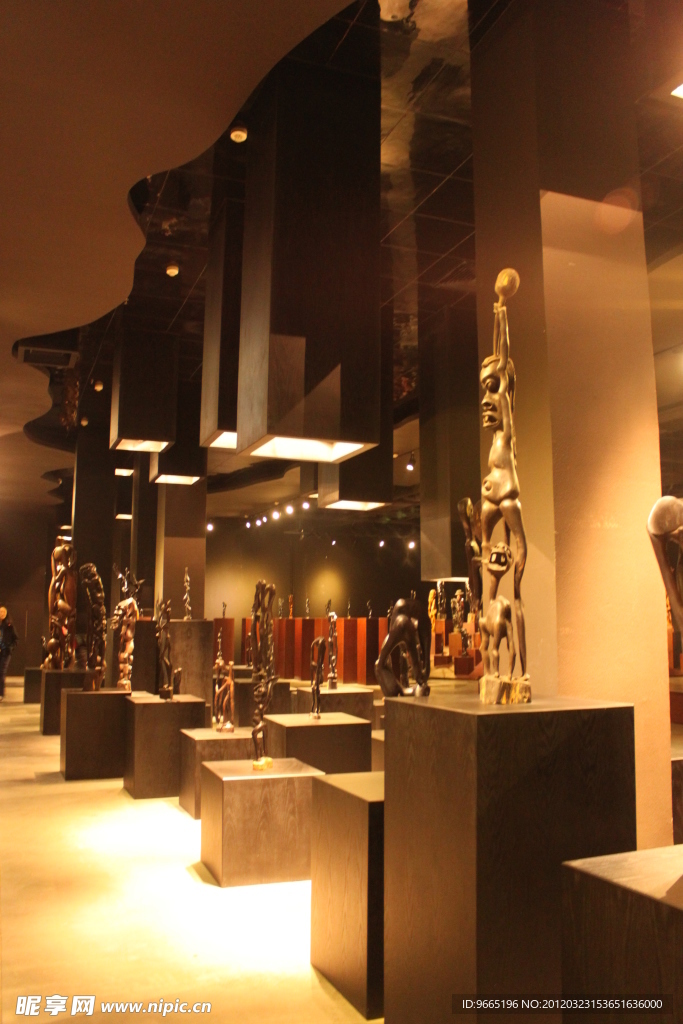 长春非洲木雕博物馆内部