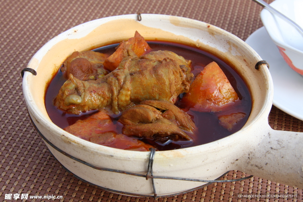 炖鸡腿