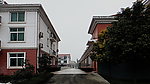 新村的别墅群