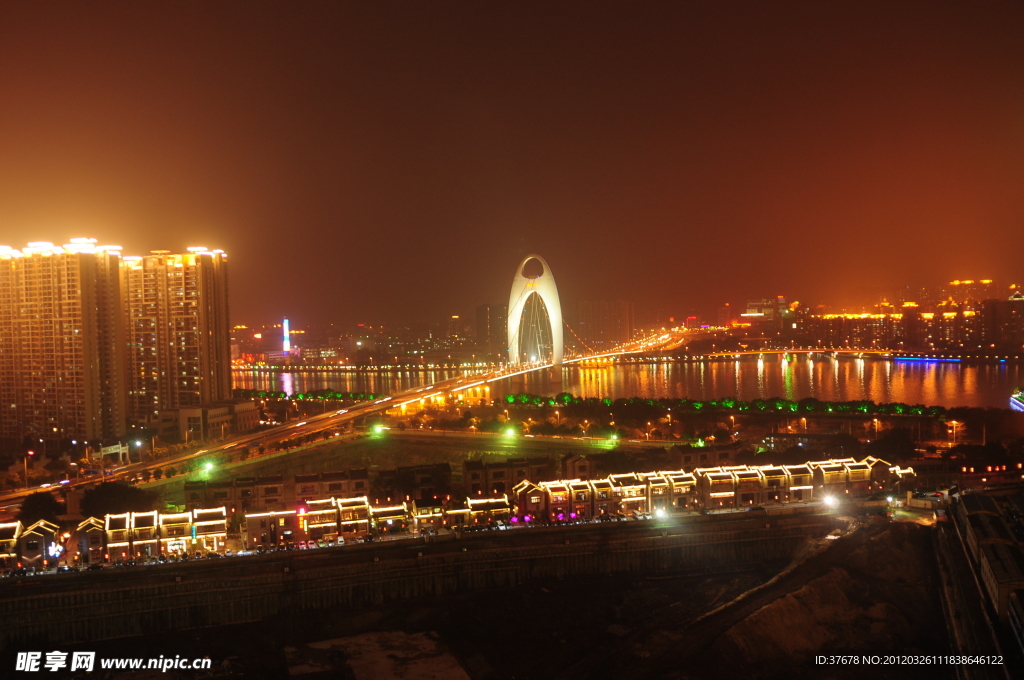 海心沙猎德桥夜景