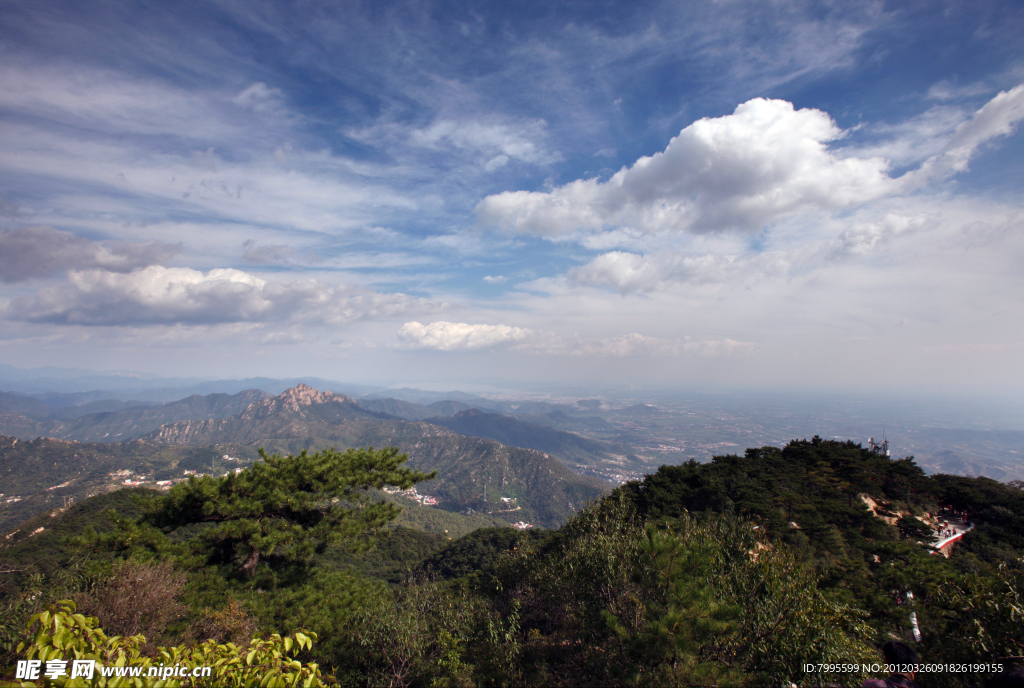 盘山挂月峰