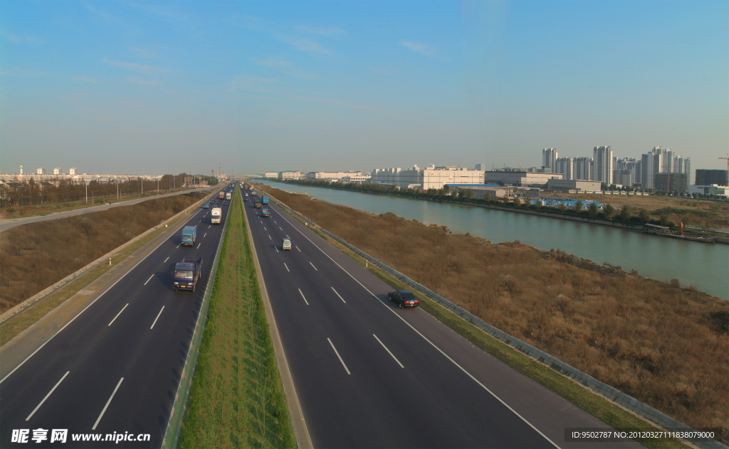 道路
