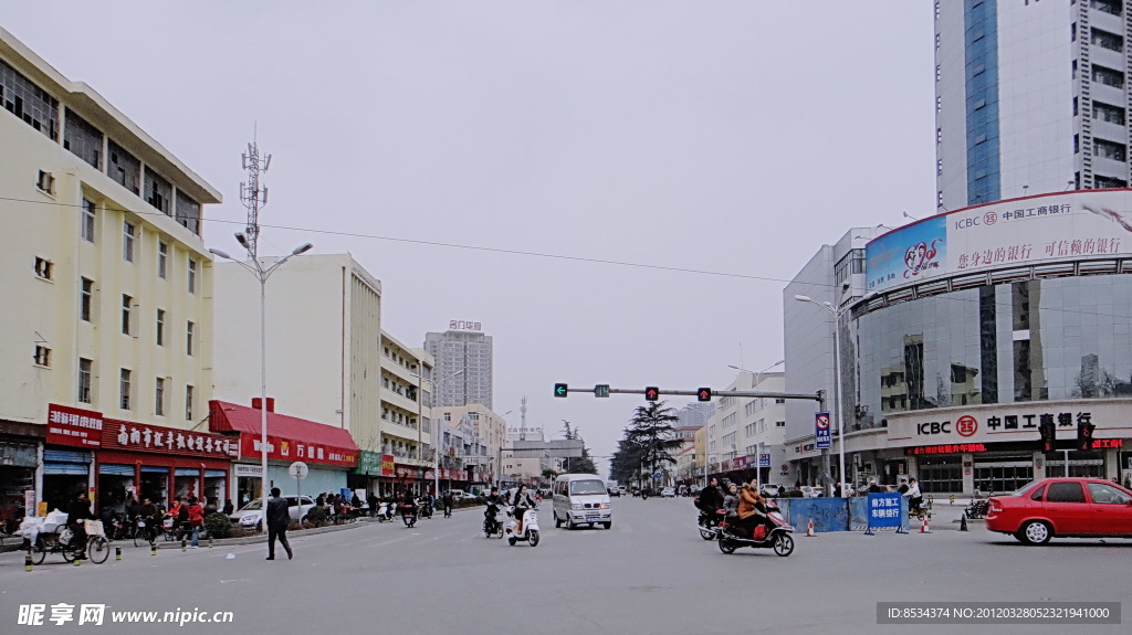 新村的街道