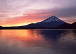 湖水