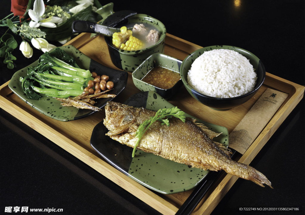 香煎黄花鱼饭