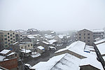 积雪的屋顶