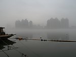 江边的渔船